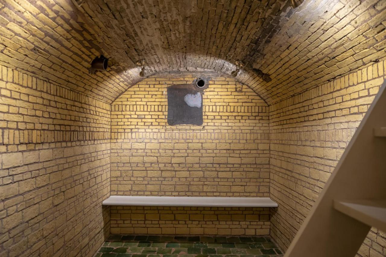 Church Conversion For A Unique Stay And Experience Rinsumageest Eksteriør bilde